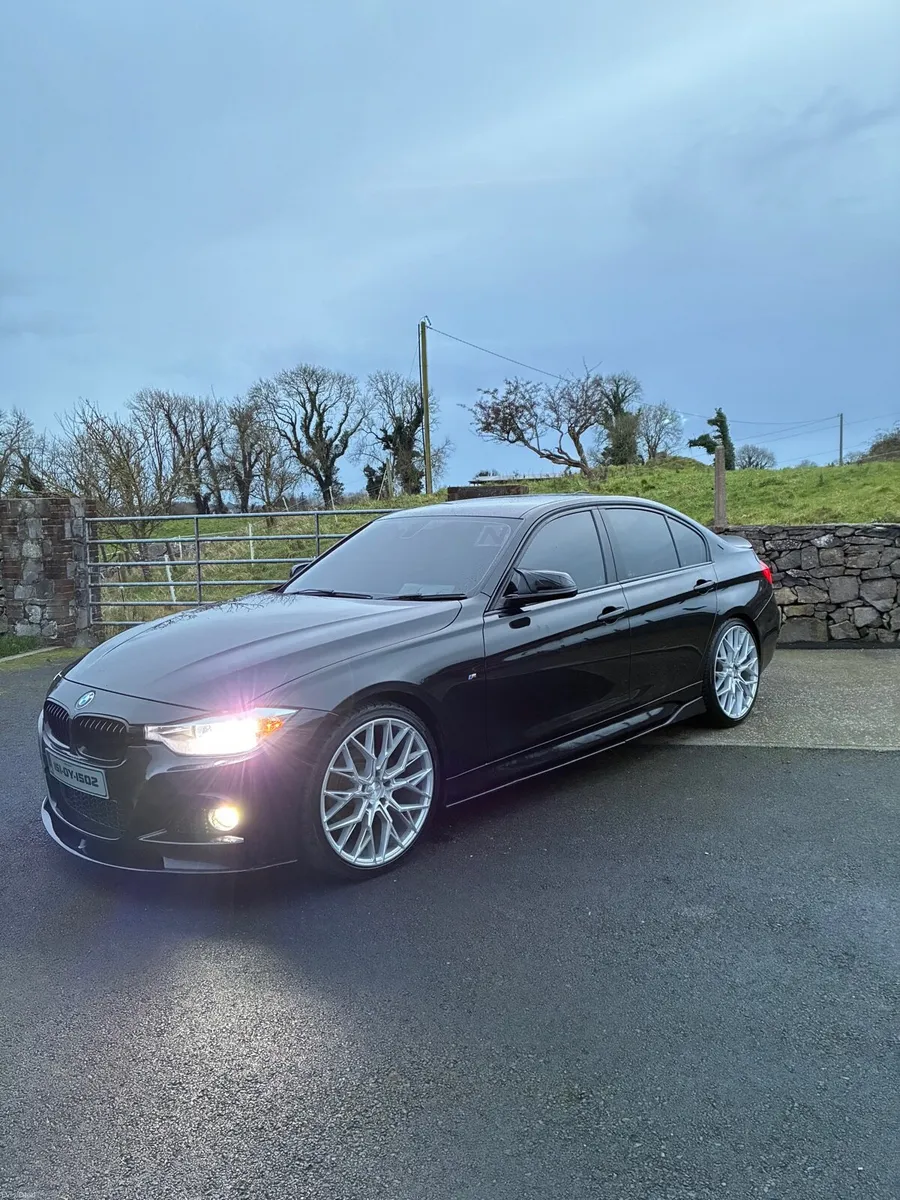 BMW 318D m-sport - Image 3