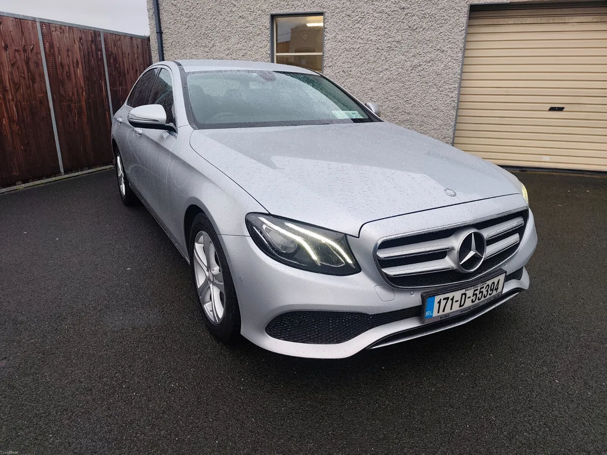 Mercedes-Benz E200 avantgarde 2017 - Image 3