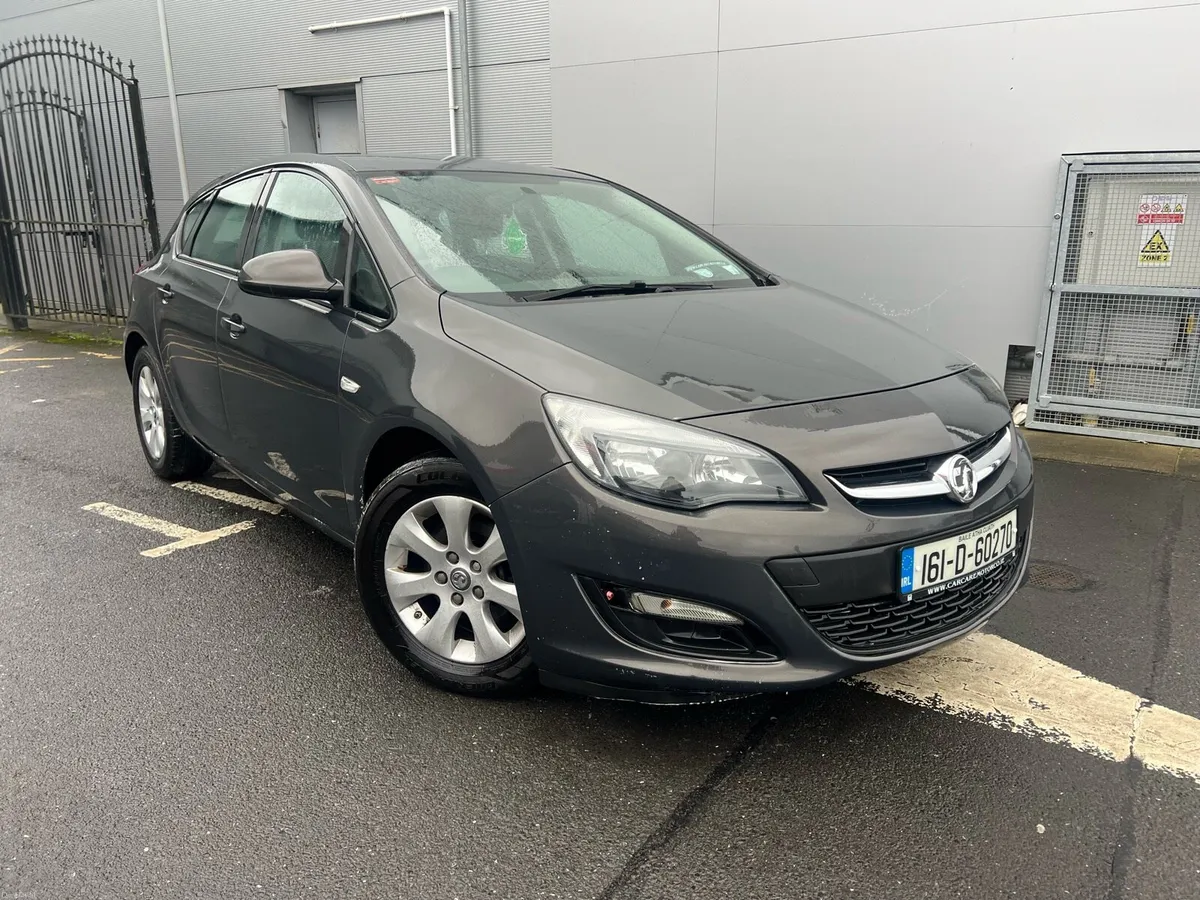 Vauxhall Astra - Image 1