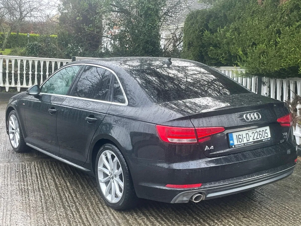 * Audi A4 S-Line .. ‘2016 .. Auto .. Mint * - Image 3