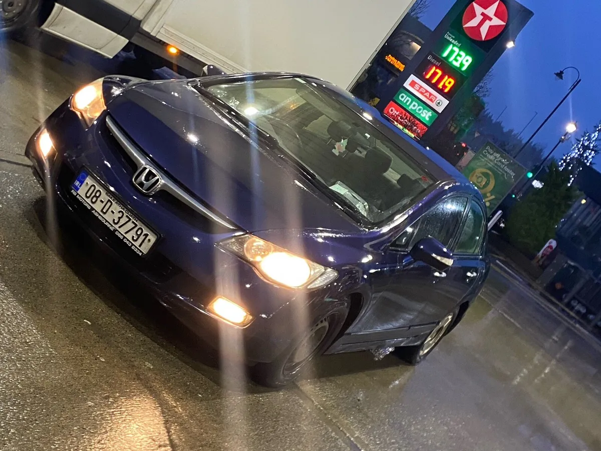 Honda Civiv hybrid - Image 3