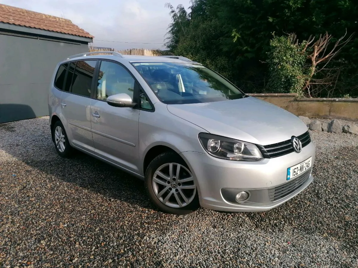 Volkswagen Touran - Image 1