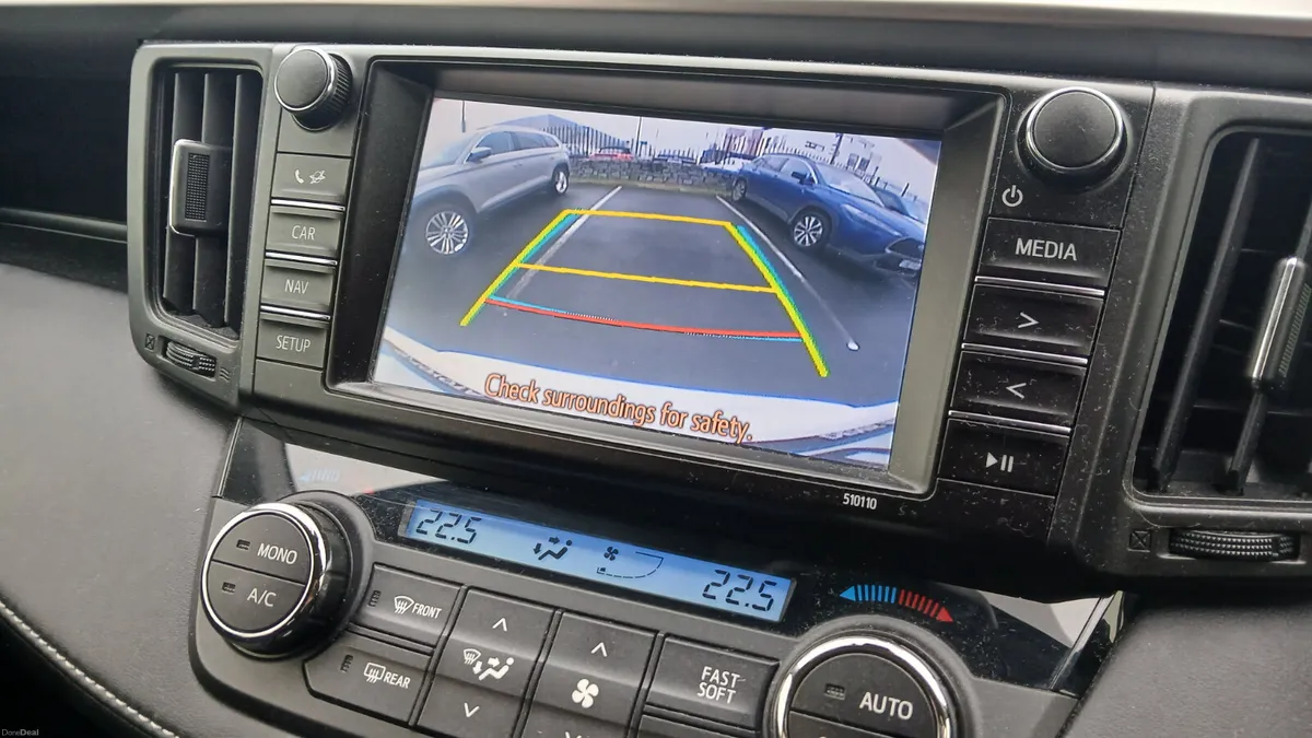 Toyota RAV4 2017 2.0 D4D *ONLY 95k KLMS* - Image 3