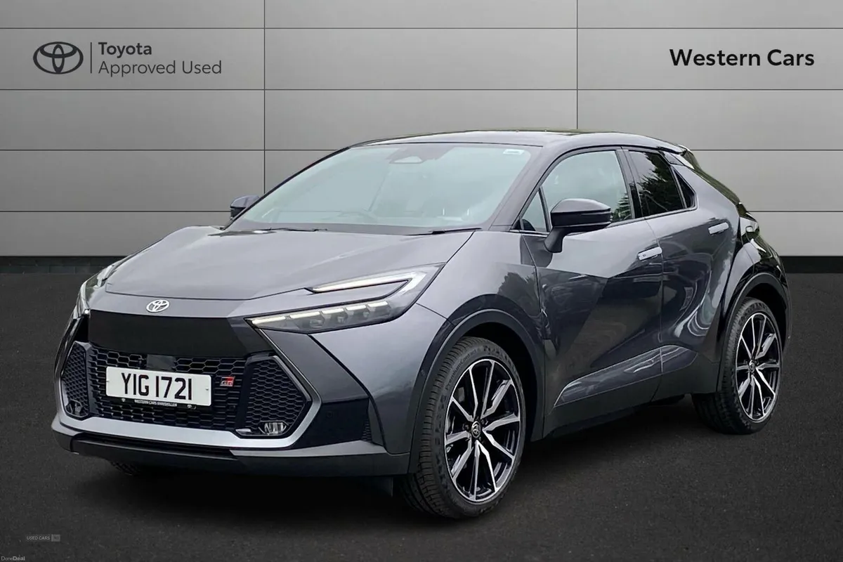 Toyota C-HR 2.0 VVT-h 13.6 kWh GR SPORT CVT Euro 6 - Image 3