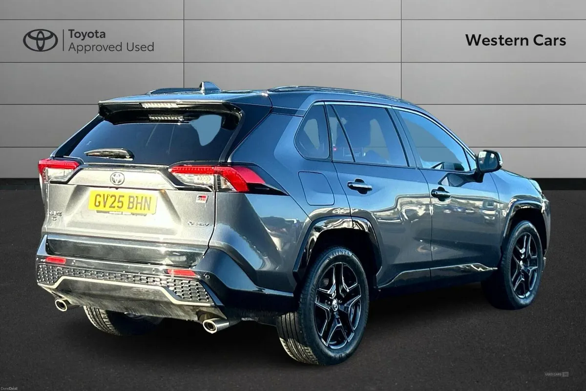 Toyota RAV4 2.5 VVT 18.1kWh GR SPORT CVT 4WD Euro - Image 2