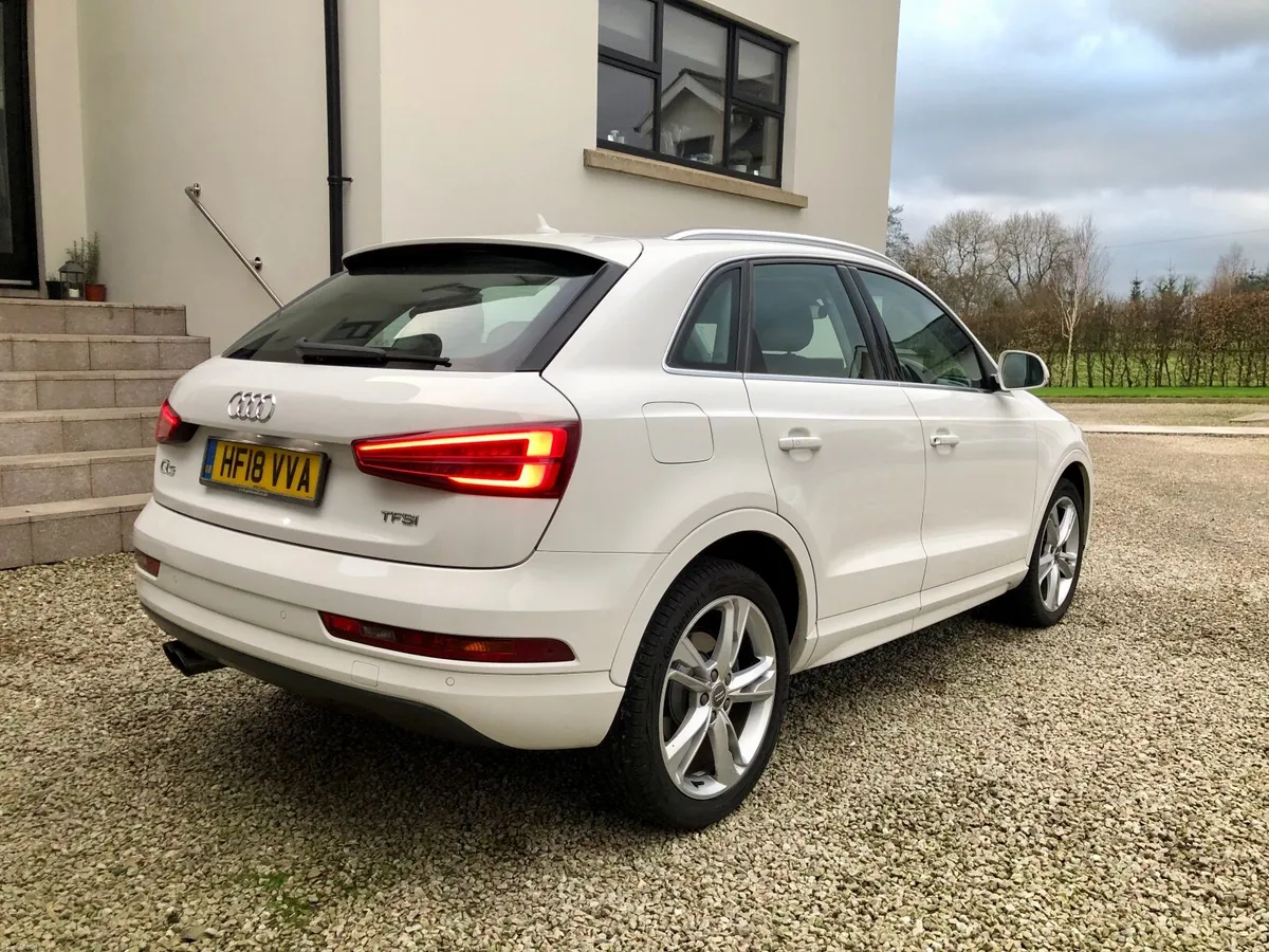 Audi Q3 2018 - Image 4