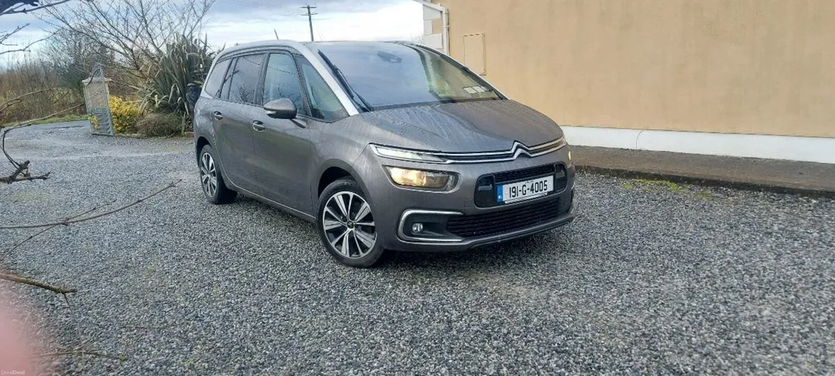 Citroen C4 7 Seater - Image 2