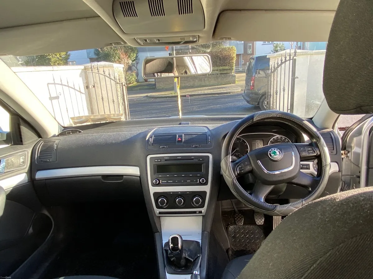 Skoda Octavia 2011 1.2 petrol €2249 - Image 4