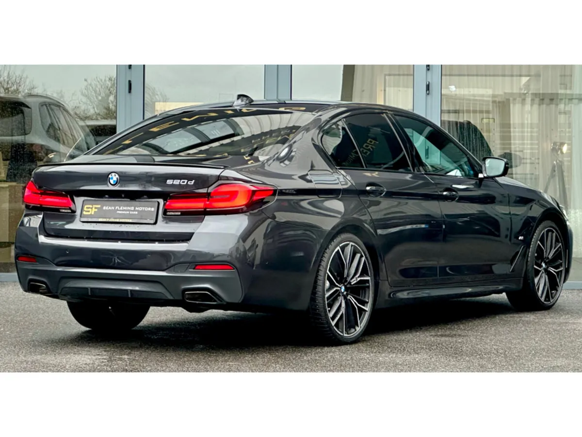 BMW 5-Series M SPORT PRO MHEV AUTO 520 D - Image 4