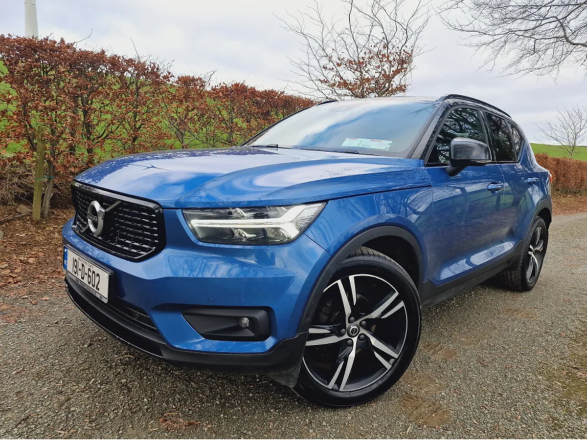 Volvo XC40 R-DESIGN 5DR AUTO FINANCE AVAILABLE - Image 2