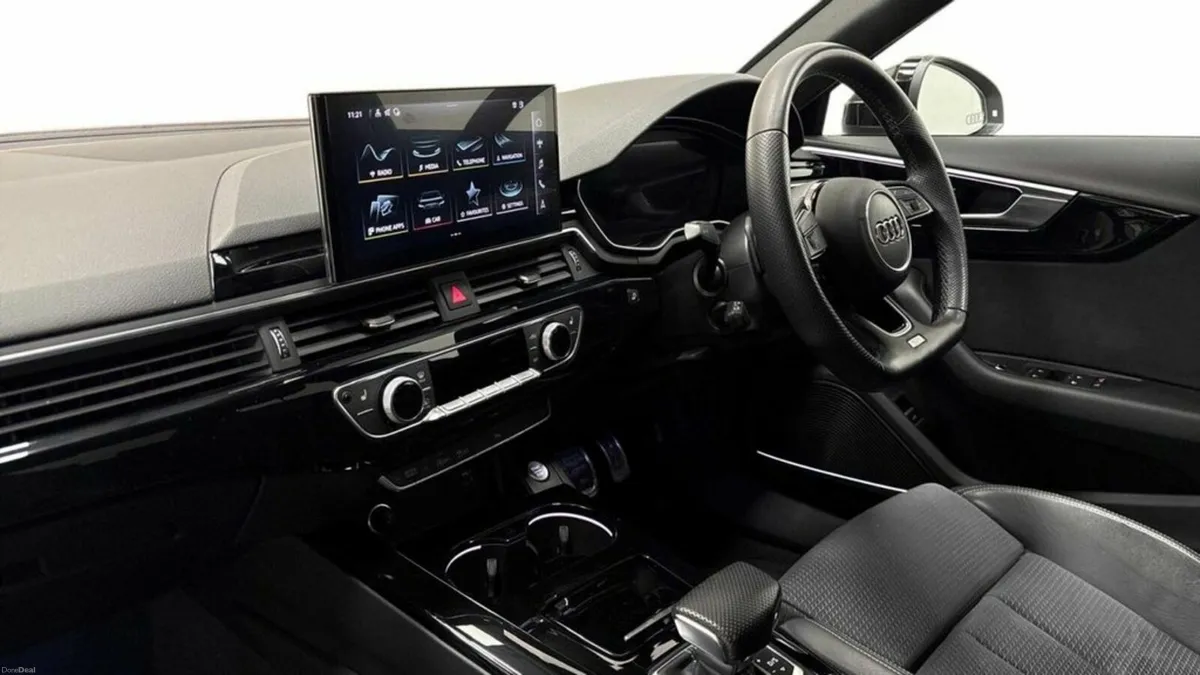 2.0 TDI 30 Black Edition Saloon 4dr Diesel S Troni - Image 4