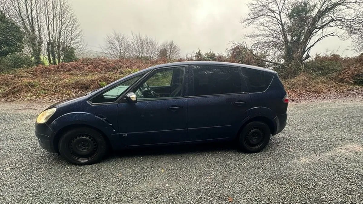 2009 Ford S-max - Image 2