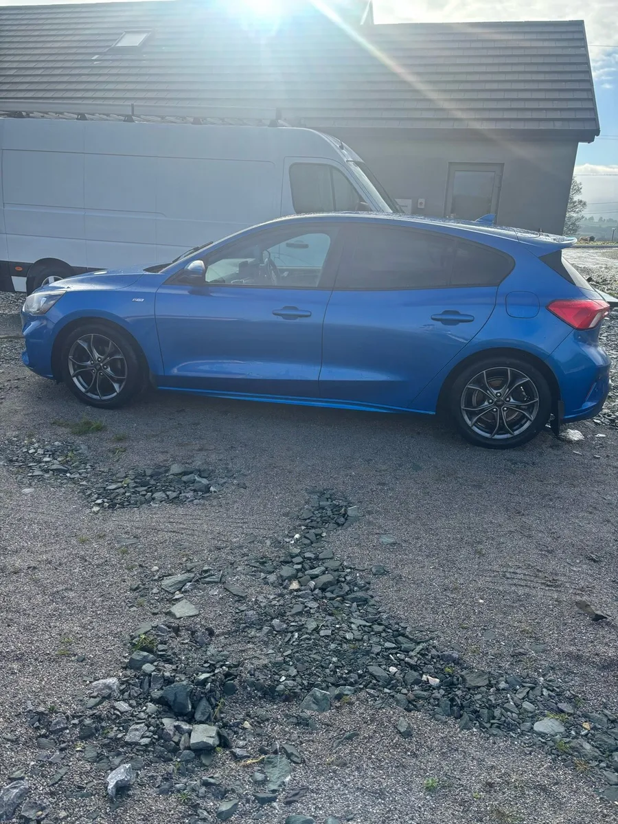 Ford focus ST LINE - Image 2