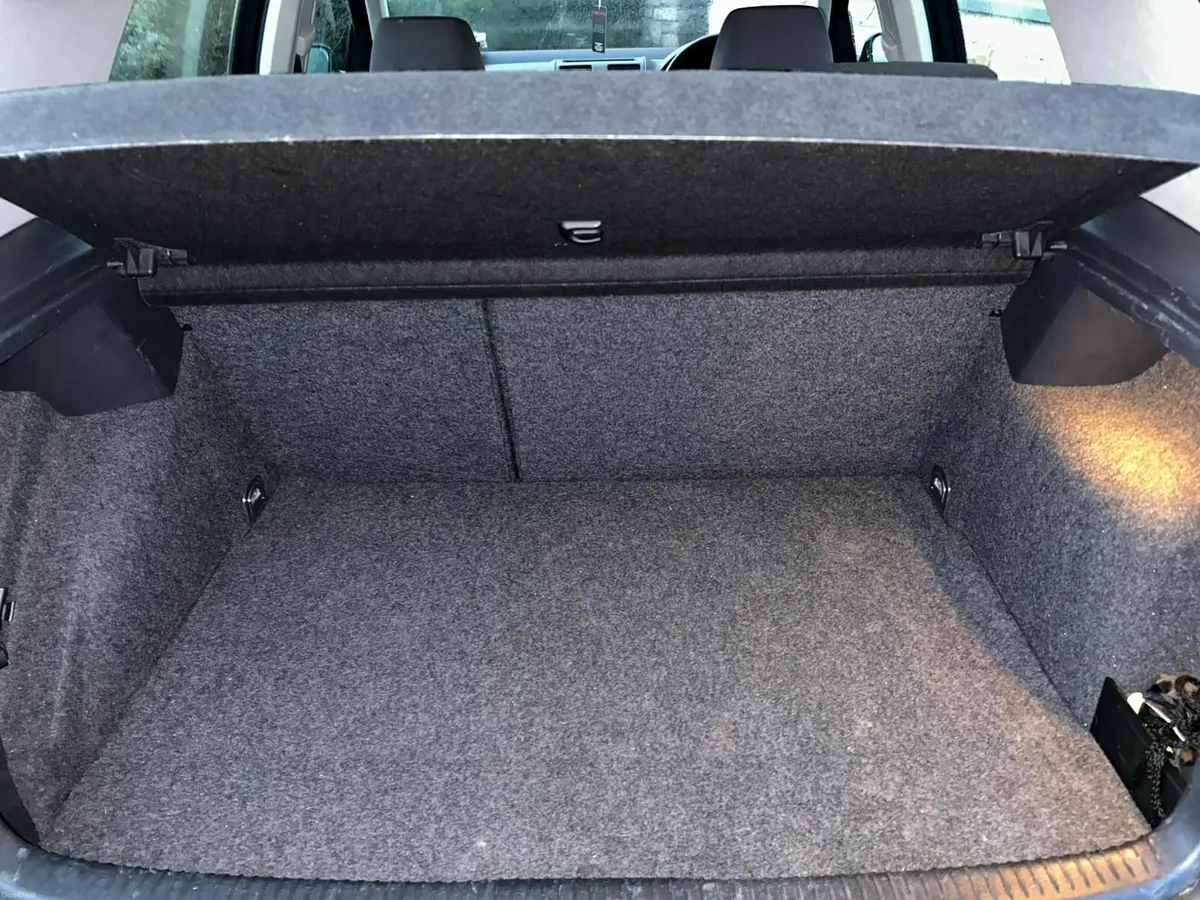 Volkswagen Golf 2008 - Image 4