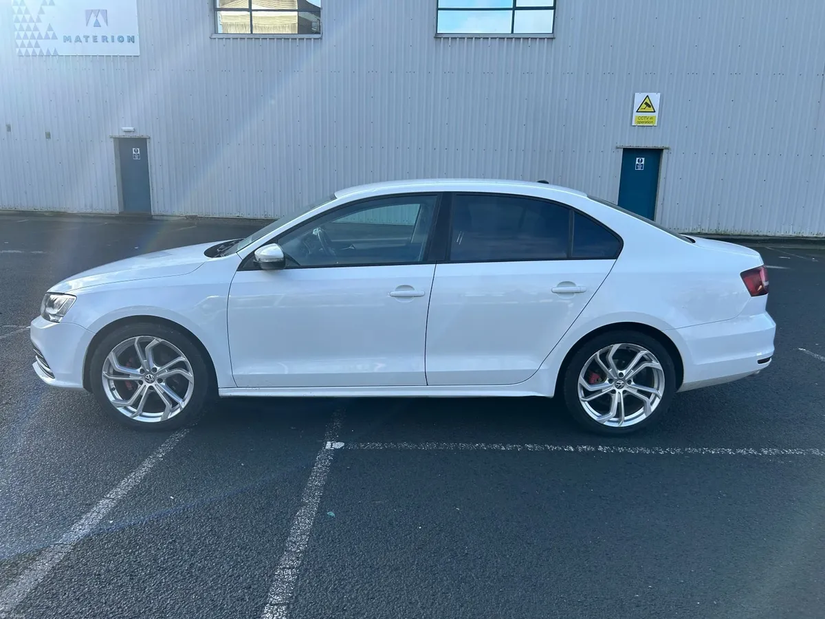 Volkswagen Jetta 2017 2.0TDI NCT02/27 - Image 4
