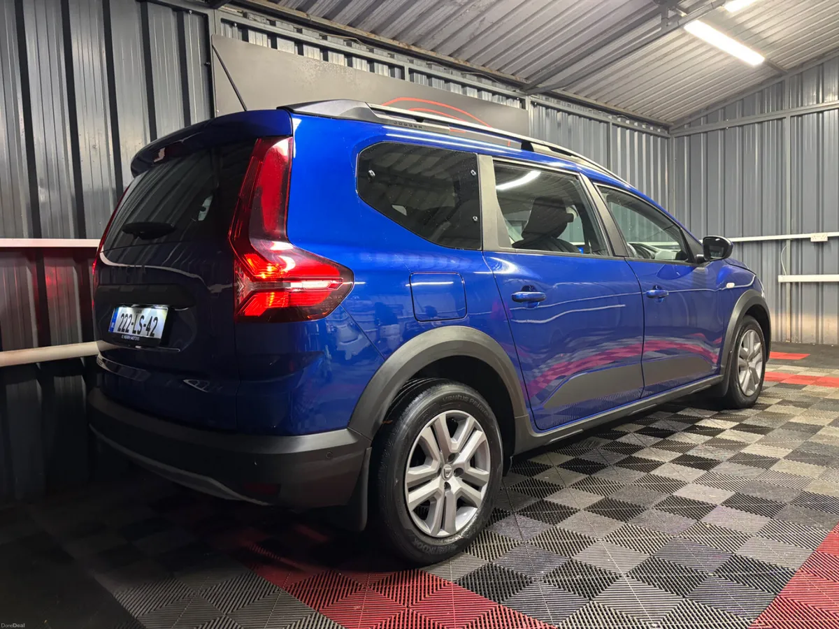 2022 222 Dacia Jogger 7 Seat  Manual - Image 3
