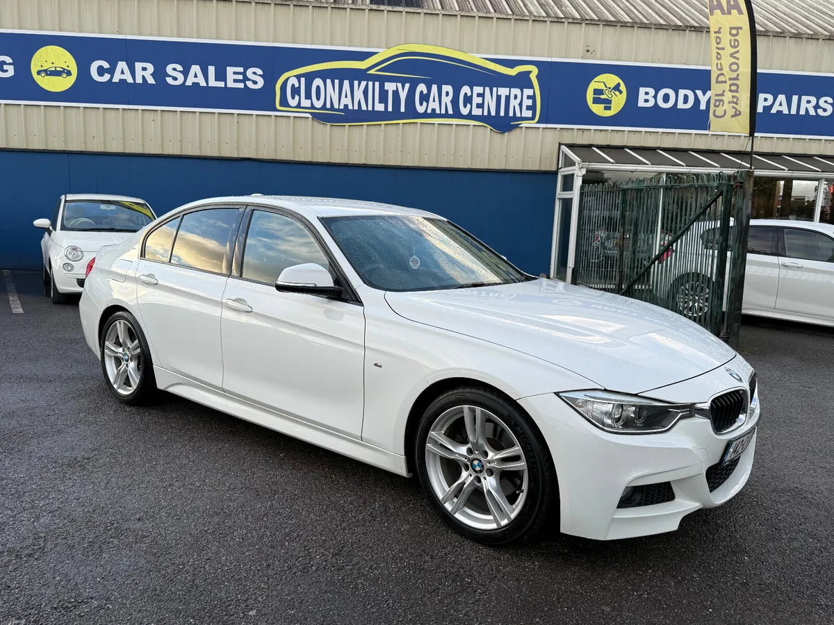 Immaculate Bmw 320i Msport Petrol Automatic - Image 4