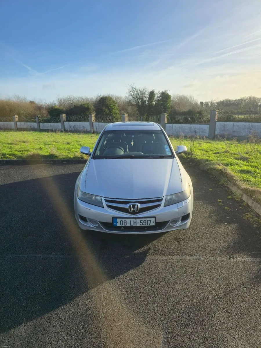 Honda Accord 2008 - Image 1