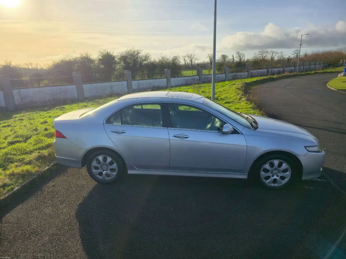 Honda Accord 2008 - Image 3