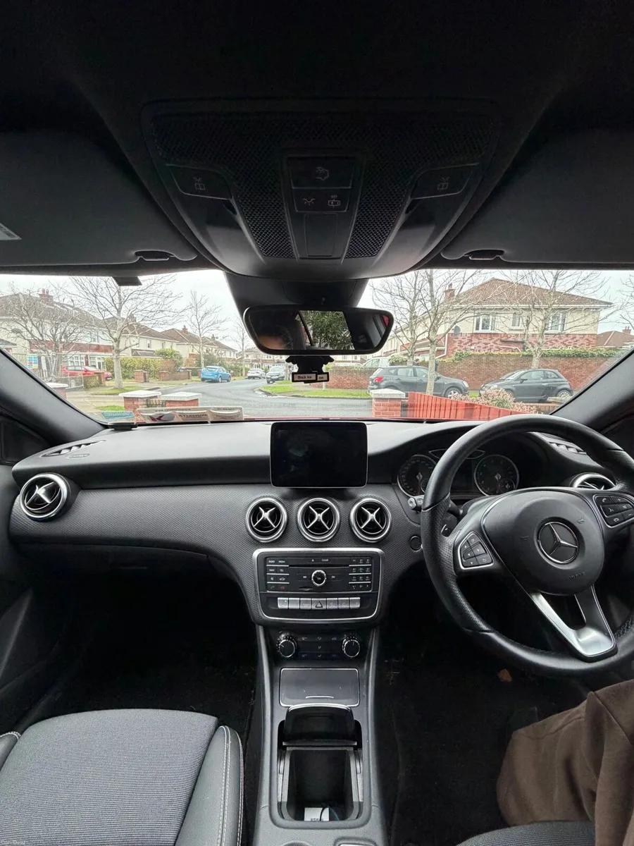 Mercedes-Benz A-Class 2017 - Image 3