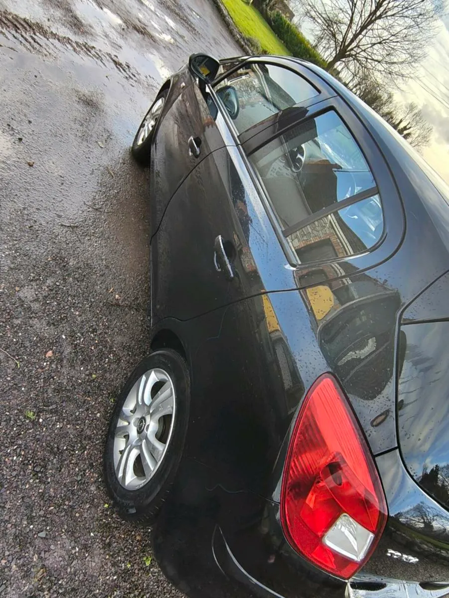 Opel Corsa-D 2011 - Image 2