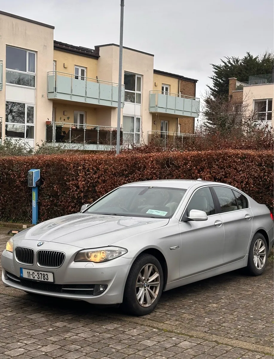 LOW MILEAGE FROM FIRST OWNER BMW 520D F10 - Image 4