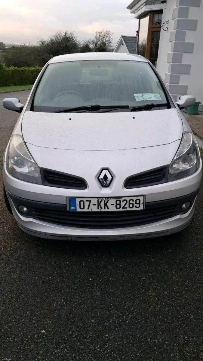 Renault Clio - Image 1