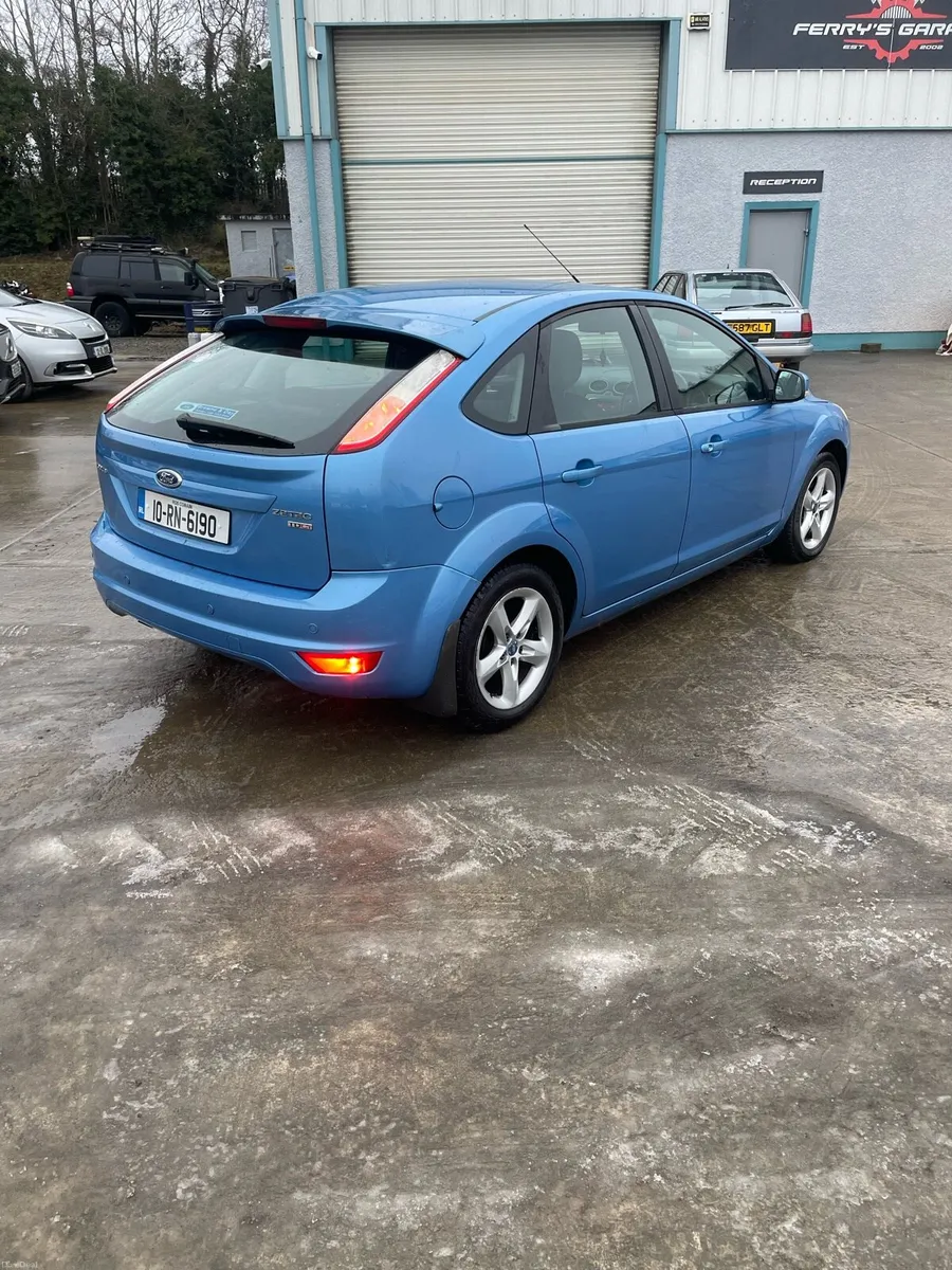 2010 Ford focus - Image 4