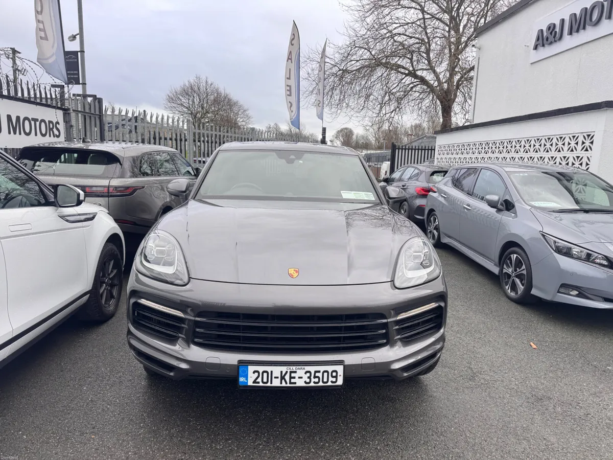 2020 Porsche Cayenne Hybrid Glass Roof - Image 3