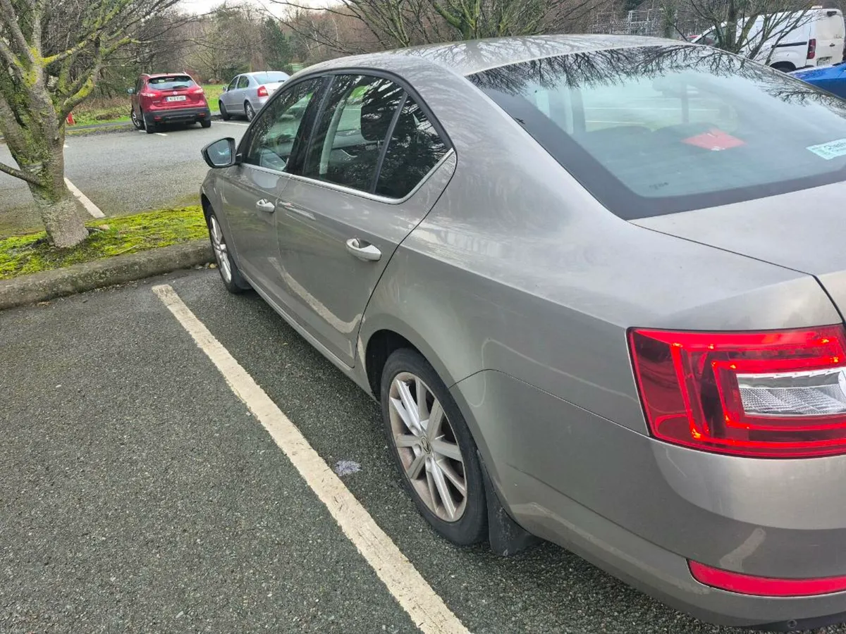161 Skoda Octavia 1.2 petrol - Image 4