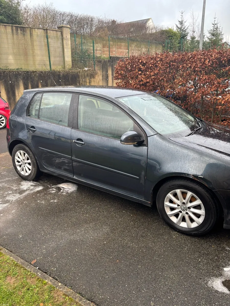 Car 08 golf - Image 2