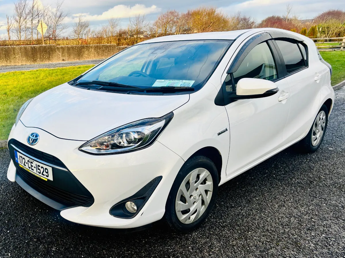 Toyota Aqua 2017 Automatic HYBRID - Image 1