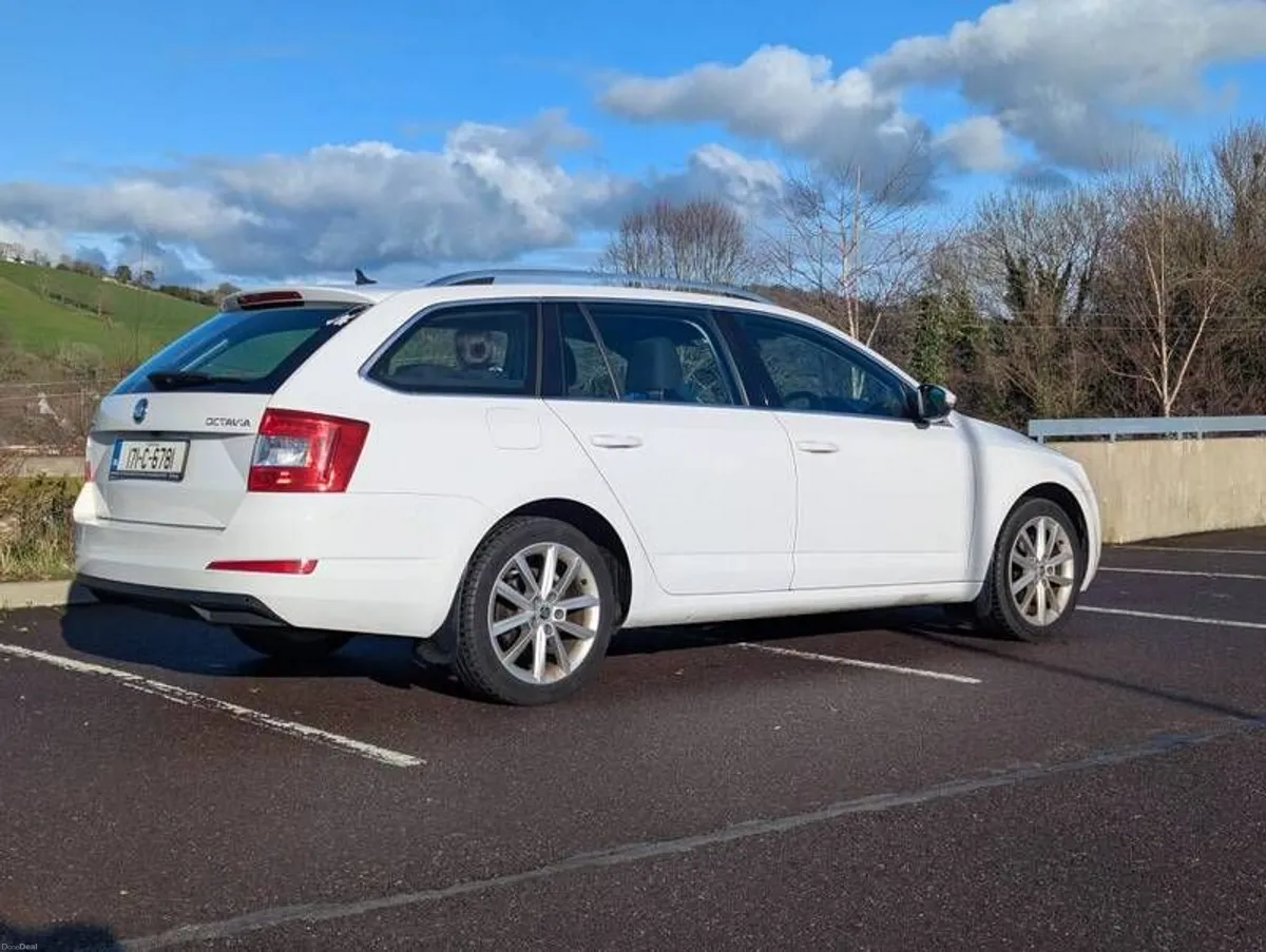 2017 Skoda Octavia - Image 4