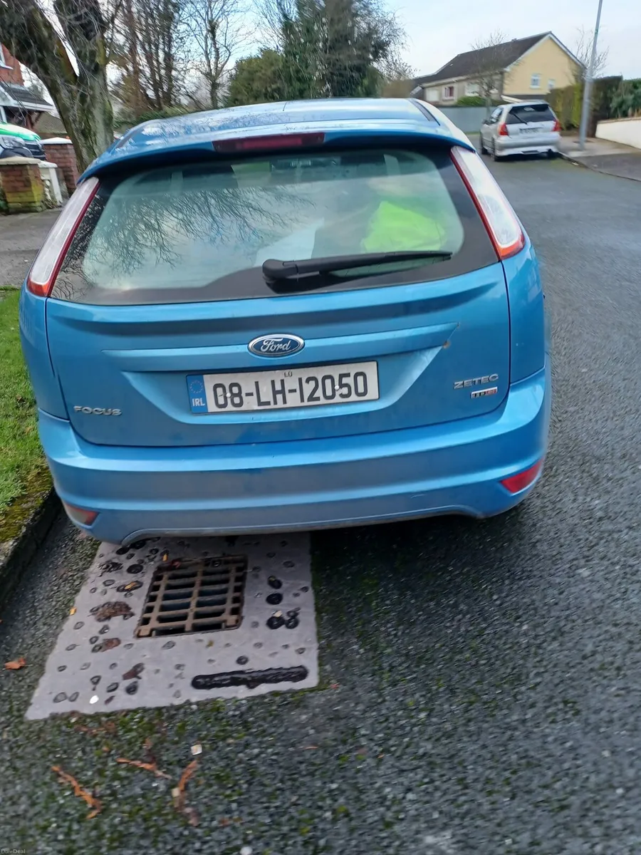 Ford Focus - Image 2