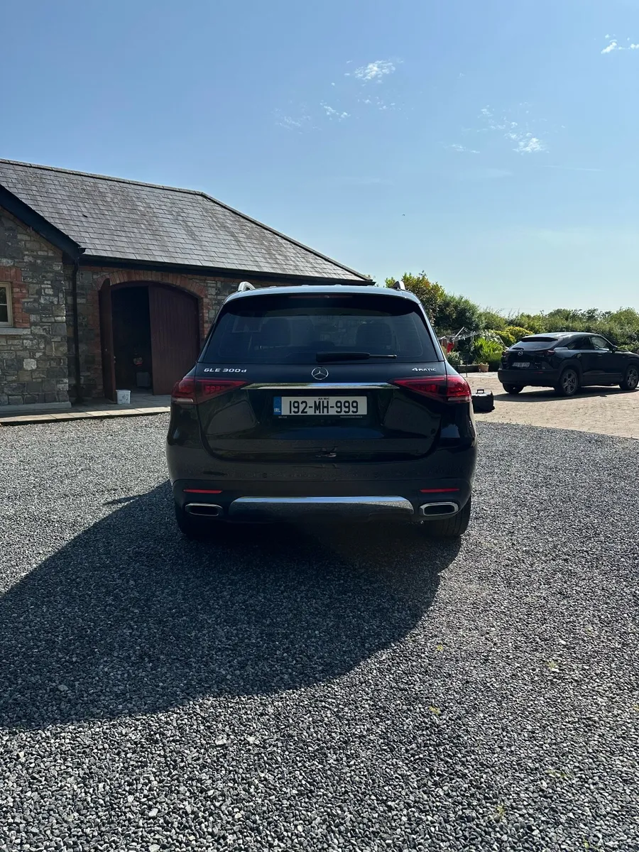 Mercedes GLE300d 2019 *77000KM* - Image 4