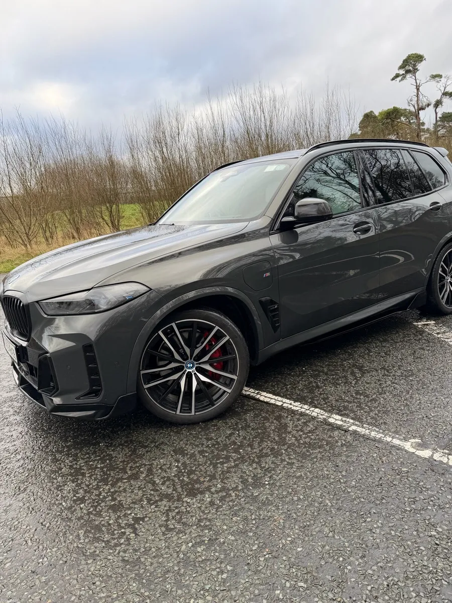 Bmw x5 50E 2024 Hugh spec . Pan roof - Image 1