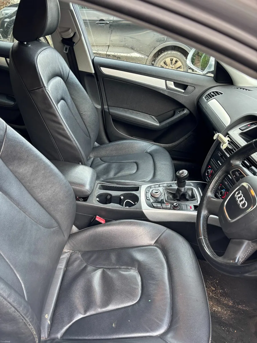 Audi A4 2011 - Image 4