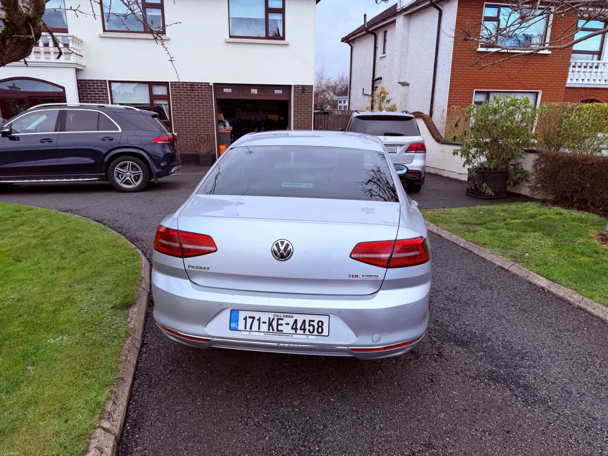 2017 Volkswagen  Passat highline diesel - Image 4