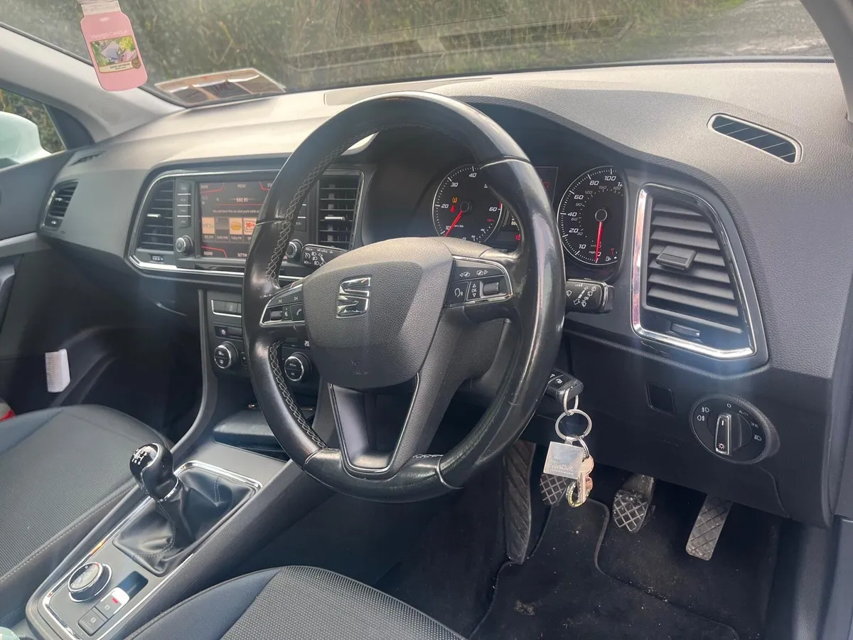 SEAT Ateca 2017 - Image 2