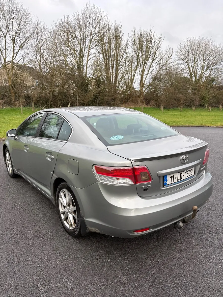 Toyota Avensis full service history - Image 4