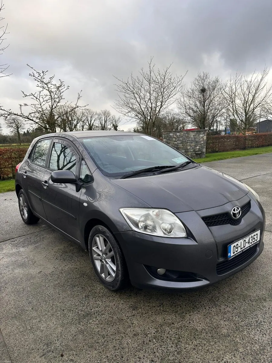 Toyota Auris 2009 - Image 3