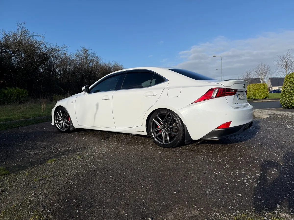 2015 Lexus IS300H F Sport - Image 1