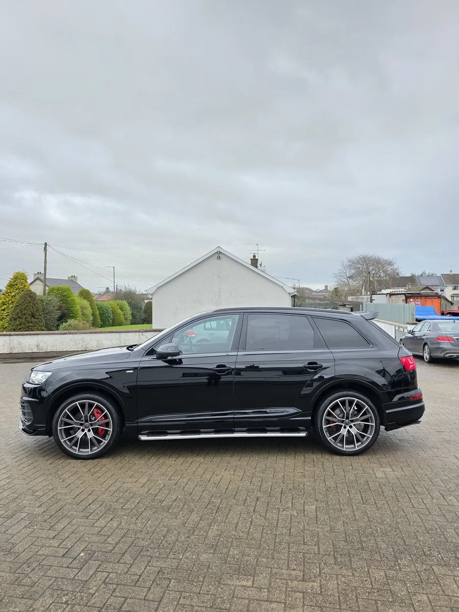 2017 Audi Q7 sline 3.0 v6 auto - Image 1