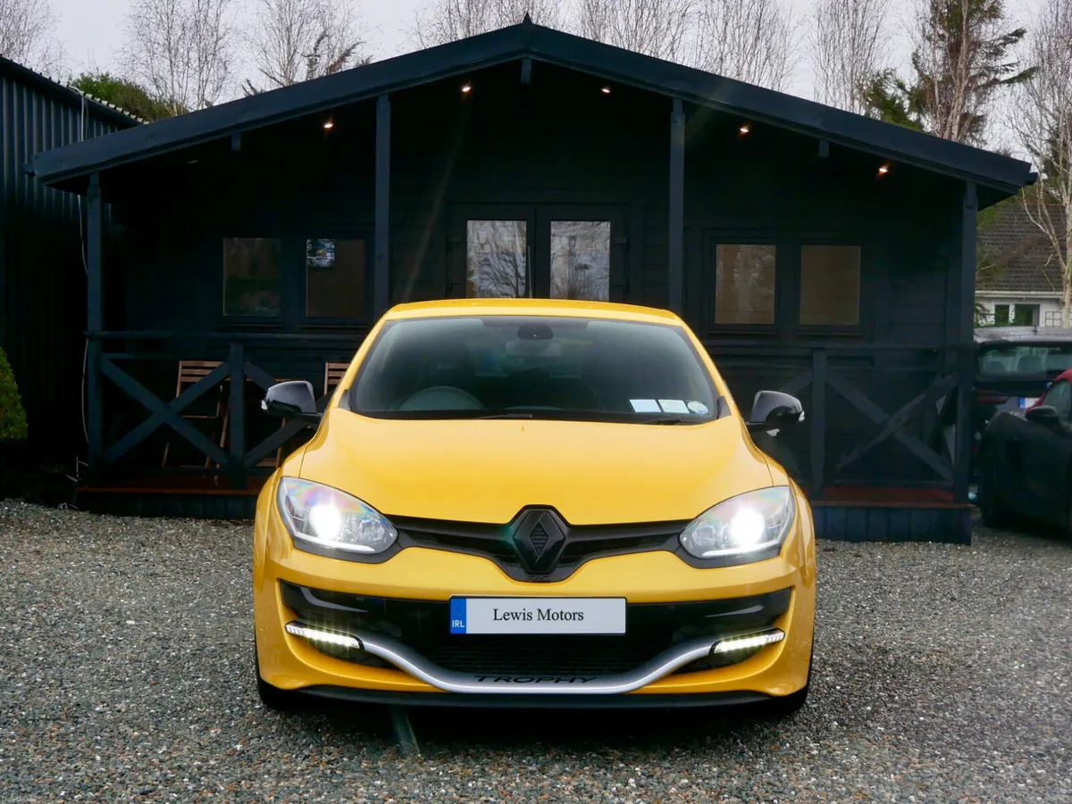 2015 Renault Megane RS 275 Trophy - Image 2