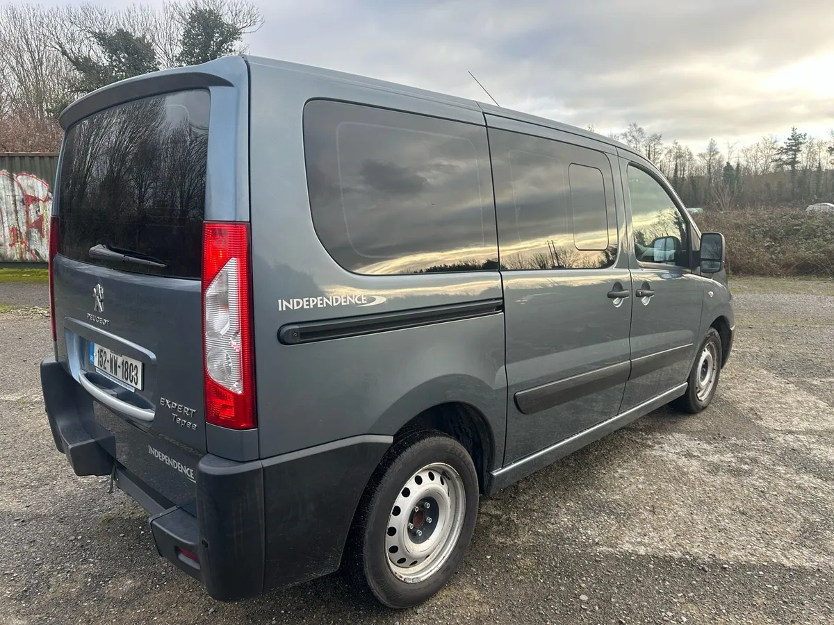 Peugeot Expert Wheelchair accessible - Image 3