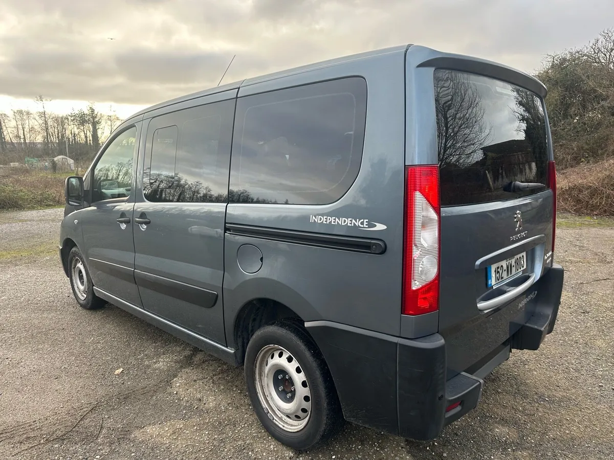 Peugeot Expert Wheelchair accessible - Image 4