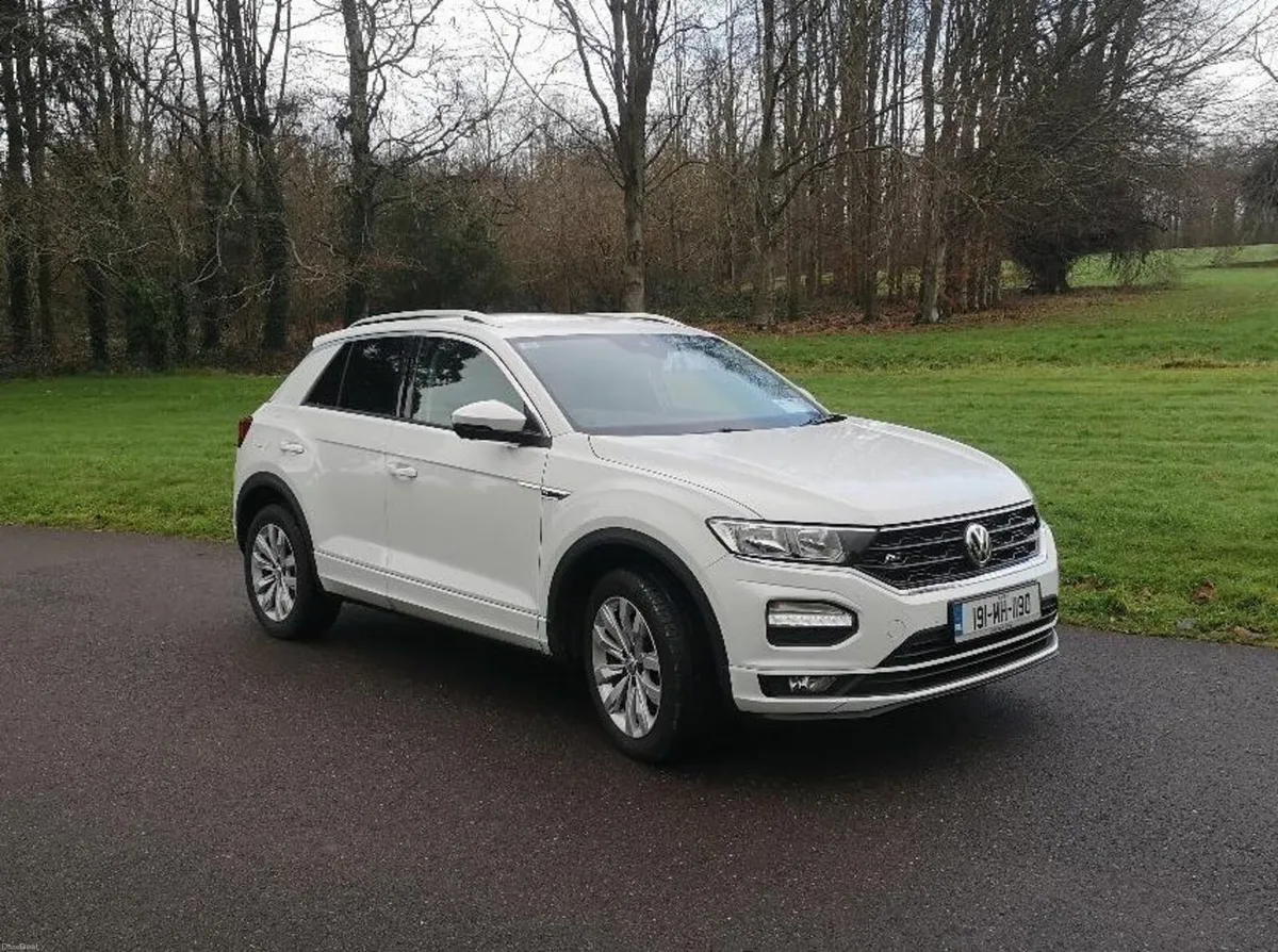 Volkswagen R-Line T-Roc 2019 - Image 1