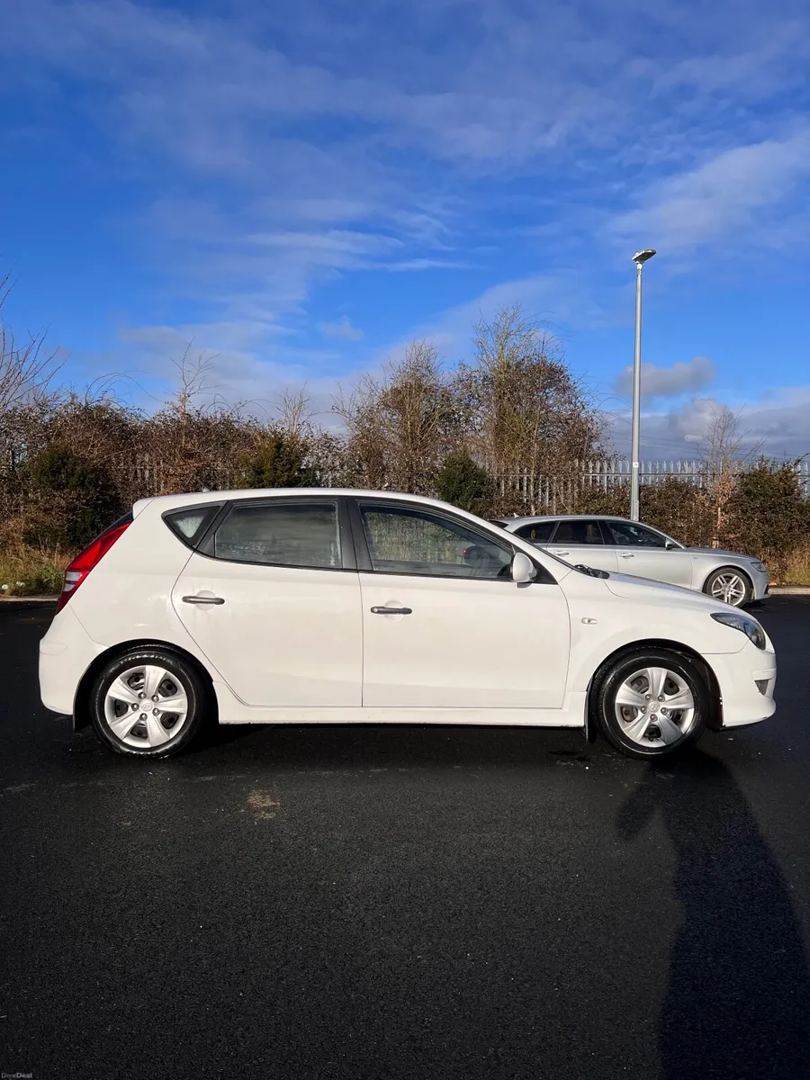 Hyundai i30 2011 (NCT)1.6 CRDI - Image 4