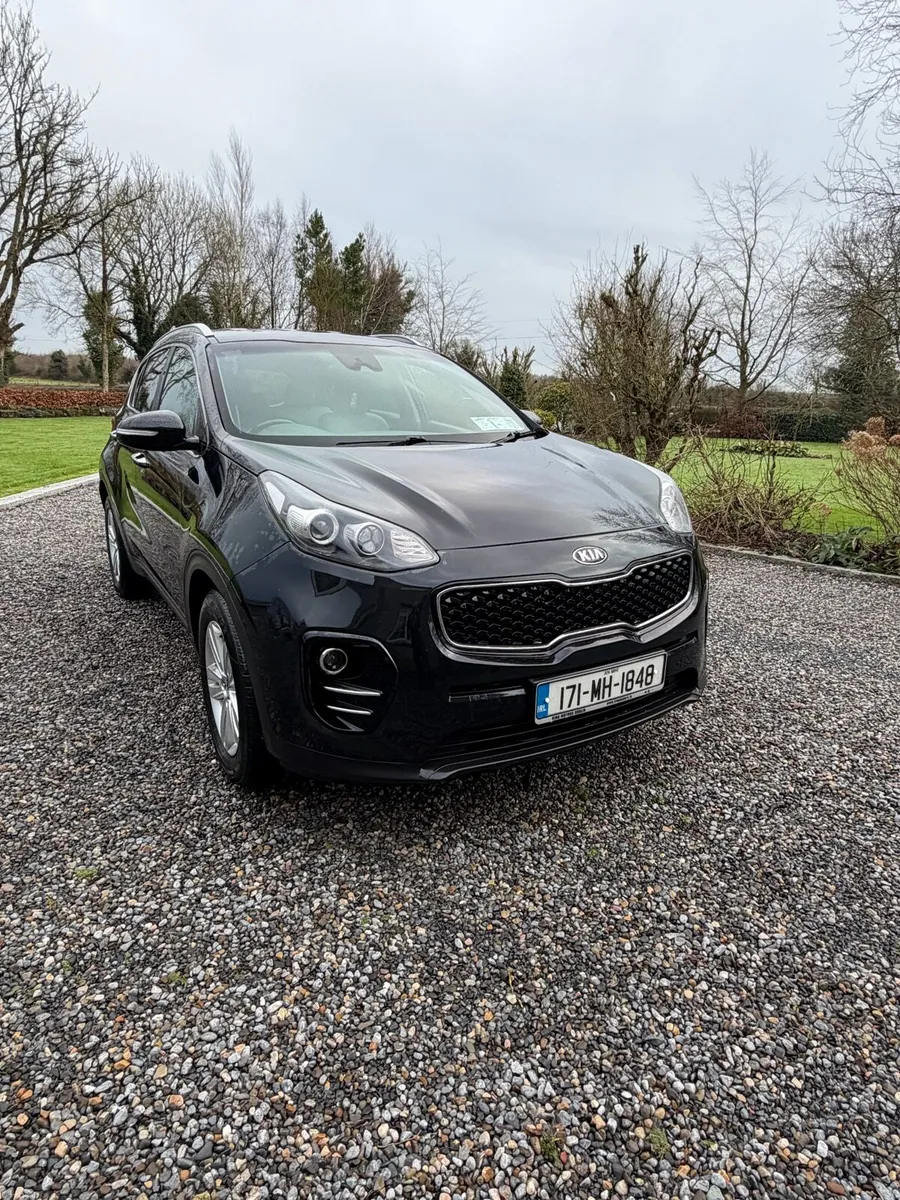 Kia Sportage 1.7 Platinum - Image 2