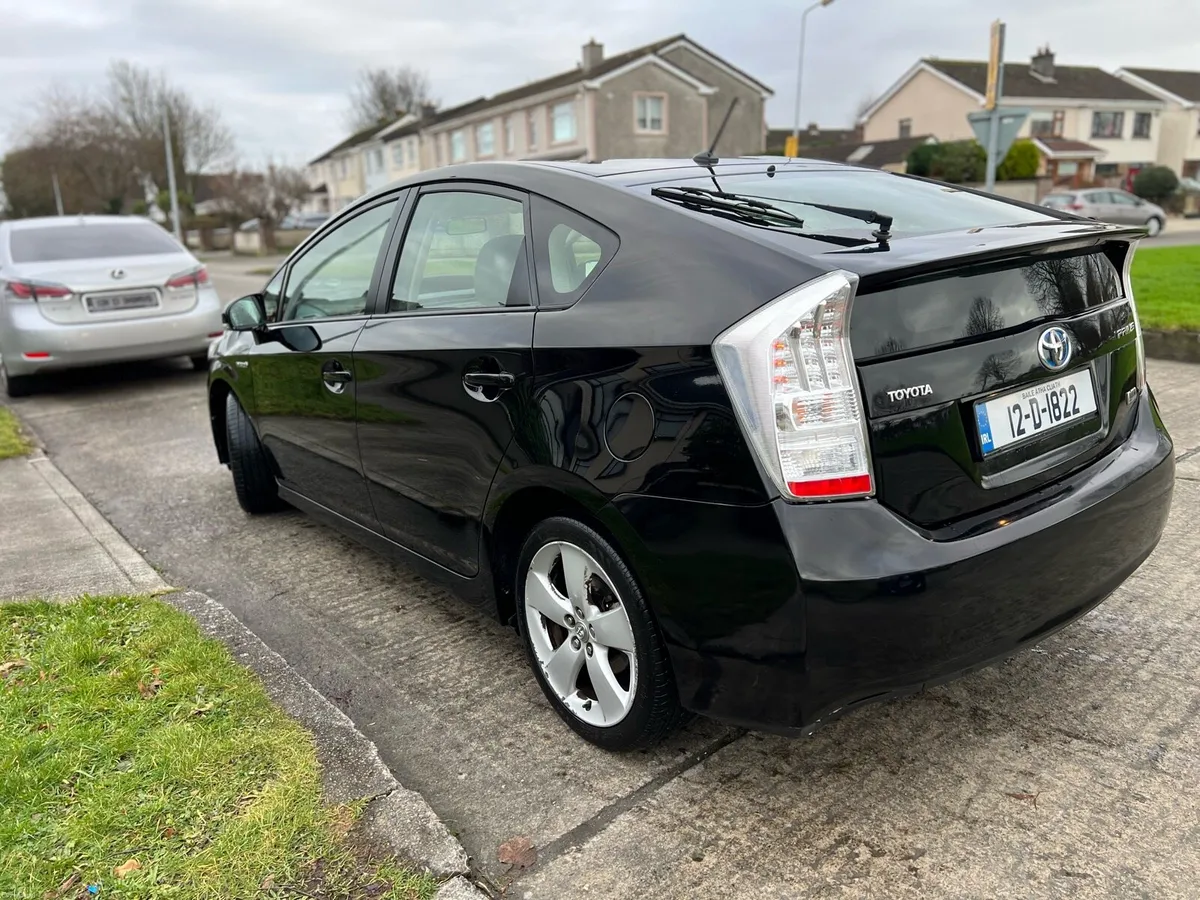 Toyota Prius - Image 3